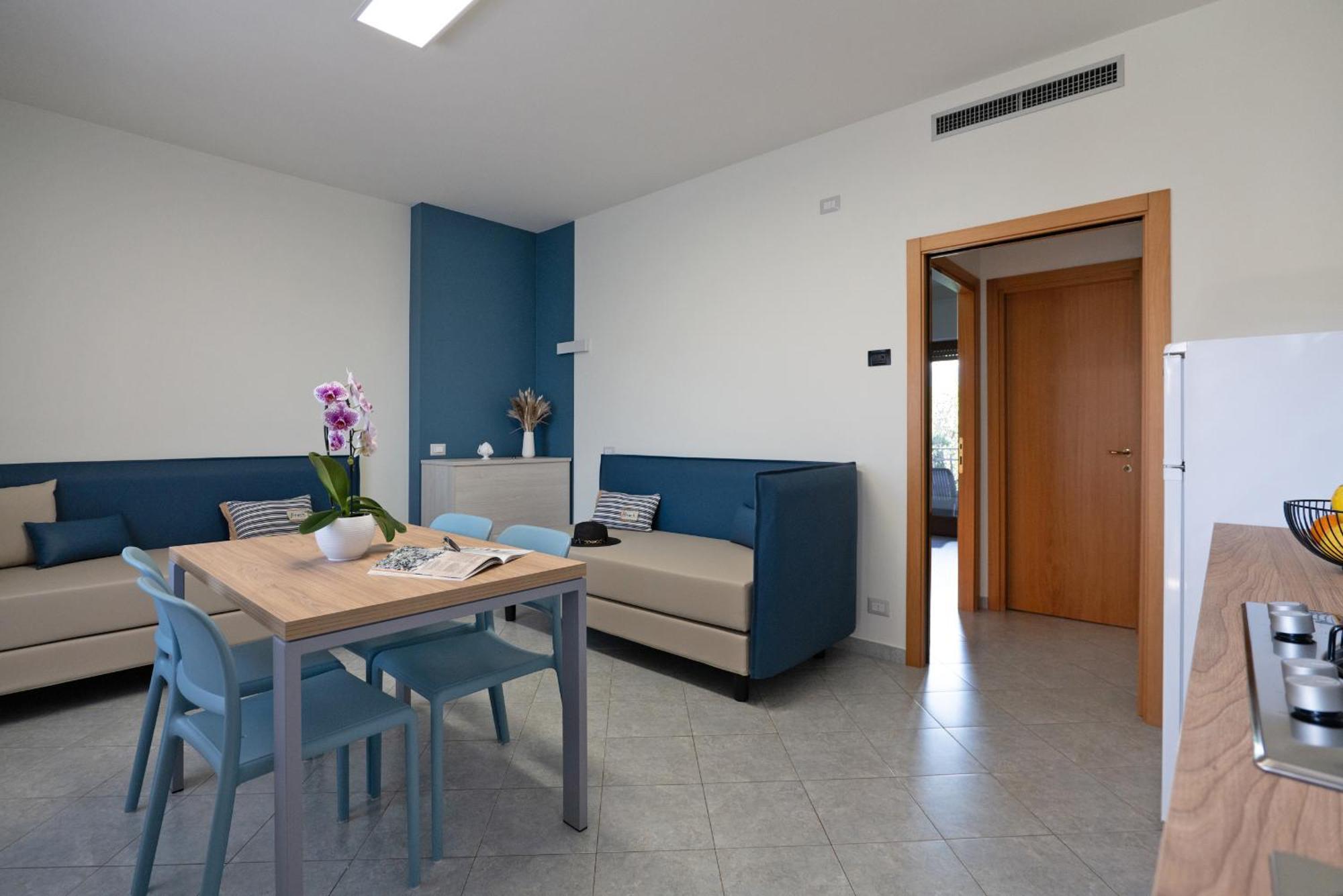 Hotel Residence Torre Del Porto Mattinata Room photo